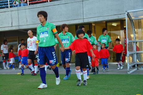 vs�O�H����FC��G�X�R�[�g�L�b�Y